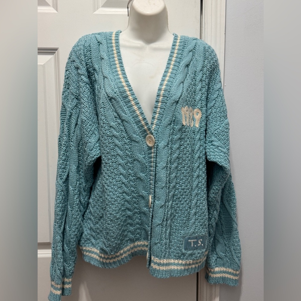 Taylor Swift Blue and White Cable Knit 1989 Cardigan size M/L